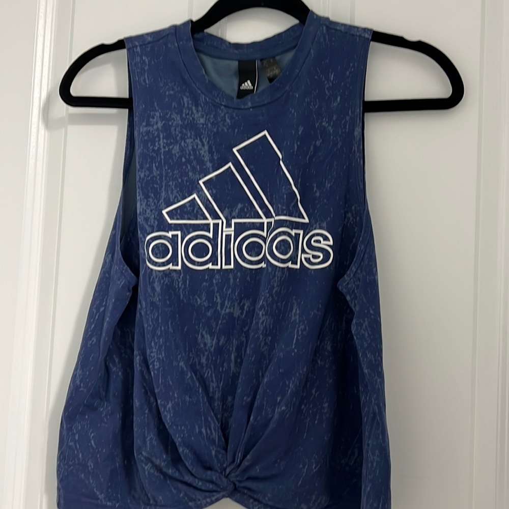 Adidas Womens performance knot Tank Top Medium like new condition